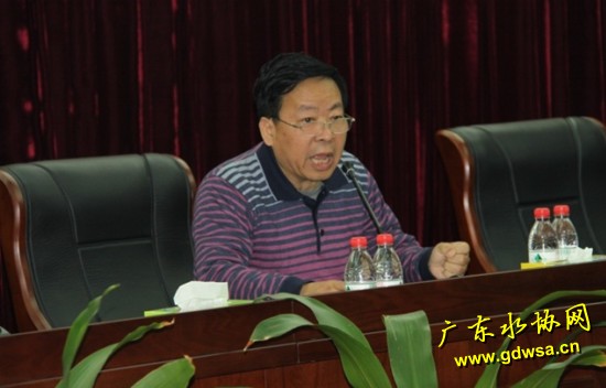 东莞市东江水务有限公司李仲文同志荣获全国工会系统“五五”普法先进个人