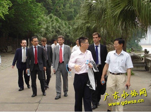 澳门中华总商会相关人员到对澳水司考察