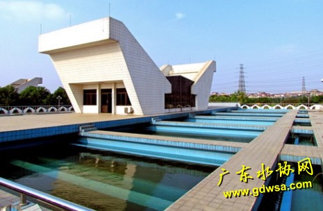 图为沙口水厂的深层均质滤料滤池