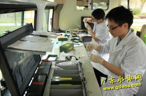 东莞市东江水务有限公司组织针对水厂生产水质异常的应急检测演练