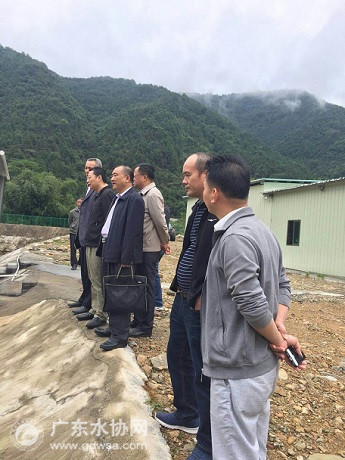韶关市水利局到翁源县翁城德润水司进行考核