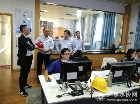 中国城镇供水排水协会县镇工作委员会莅临小榄污水处理厂考察调研